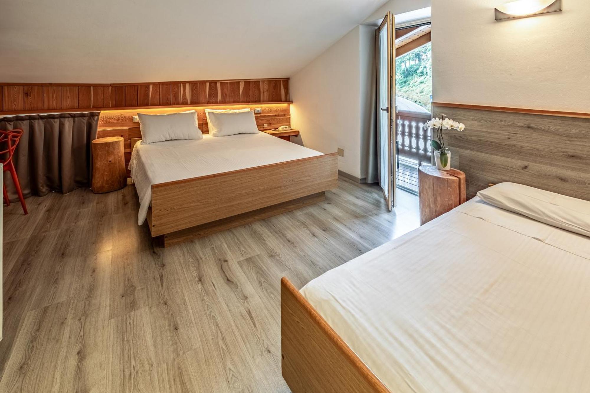 Hotel Garni Zanella Fucine Exterior foto